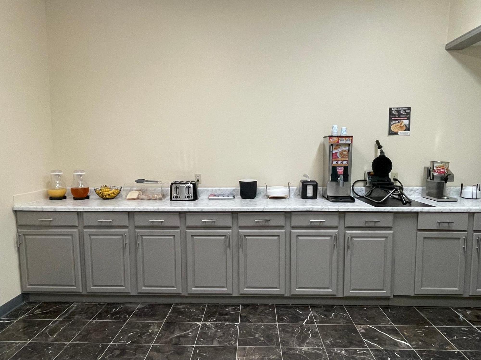 Econo Lodge Inn & Suites Sweetwater I-20 Eksteriør bilde