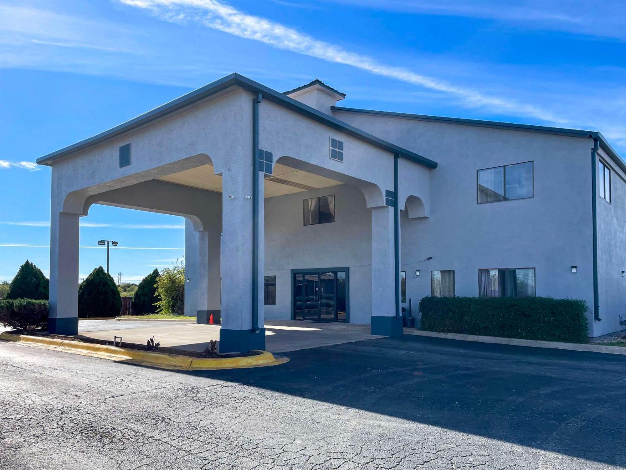 Econo Lodge Inn & Suites Sweetwater I-20 Eksteriør bilde